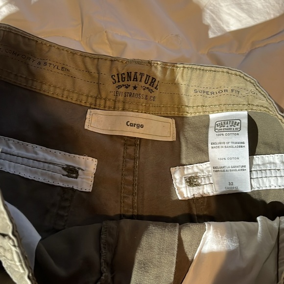 Levi cargo shorts - Picture 3 of 4